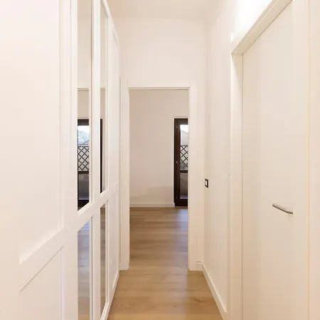 Beachfront, New & Modern Apartment, Murta Maria