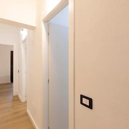 Apartment Beachfront, New & Modern Apartment, Murta Maria